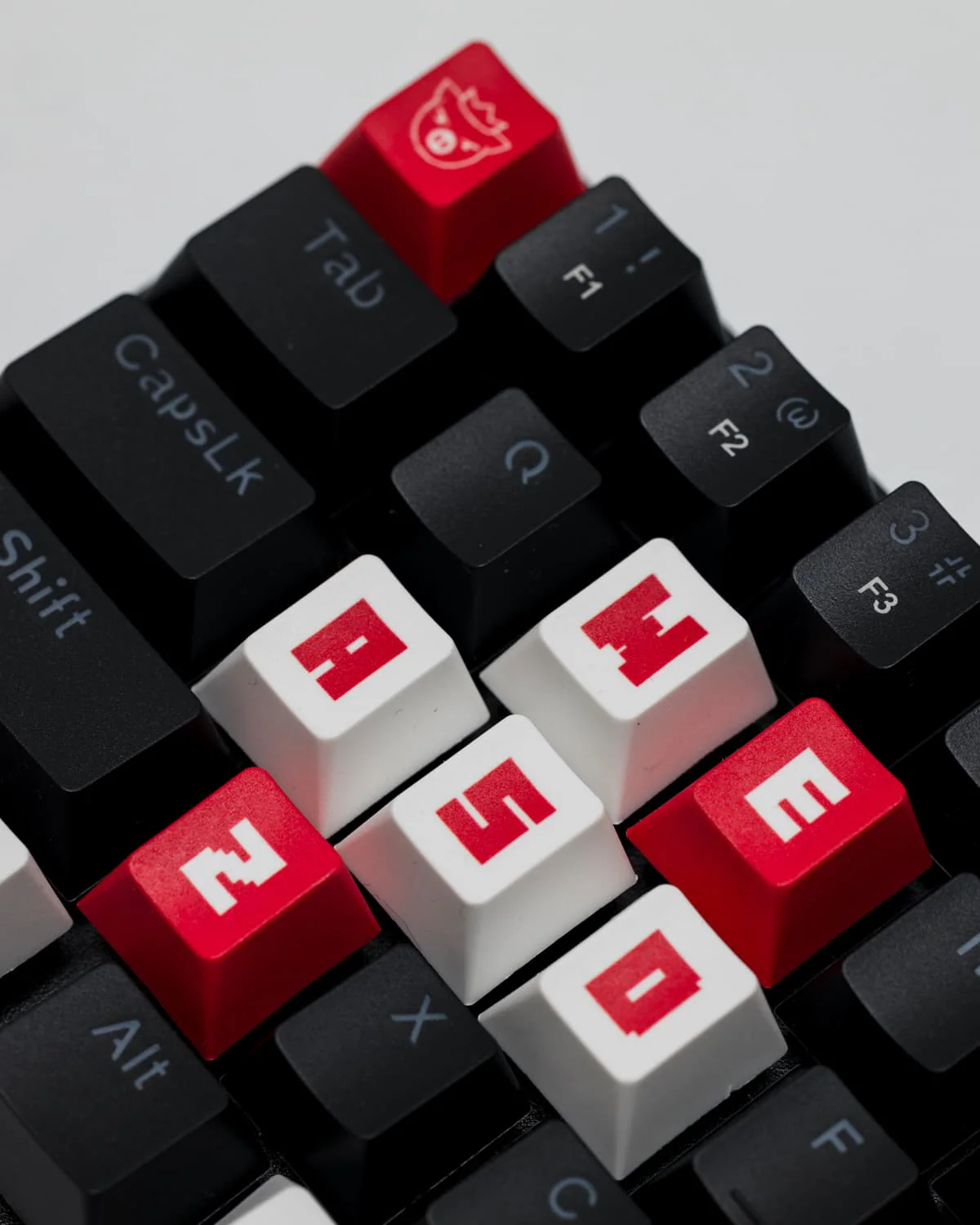 Technoblade Keycaps (Cherry Profile) - Image 3